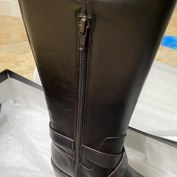 Inc knee high boots size 5.5. New in box - Picture 3 of 7
